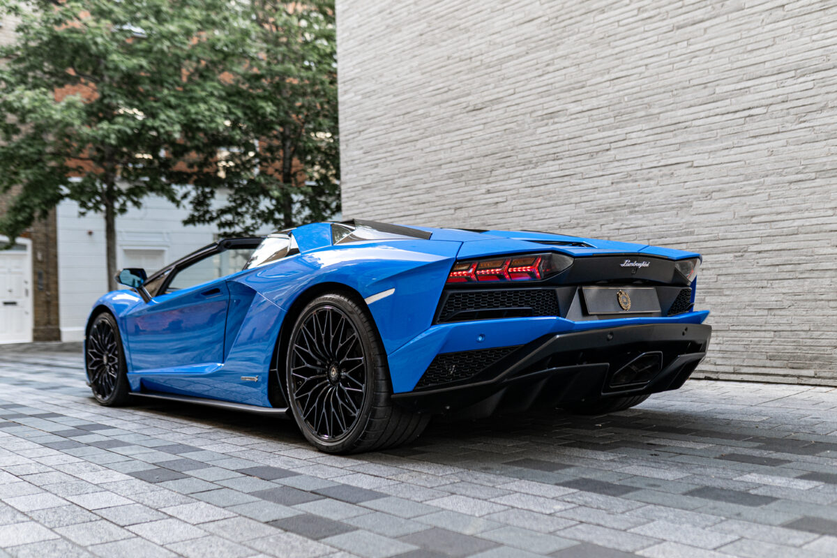 Lamborghini - Image 4