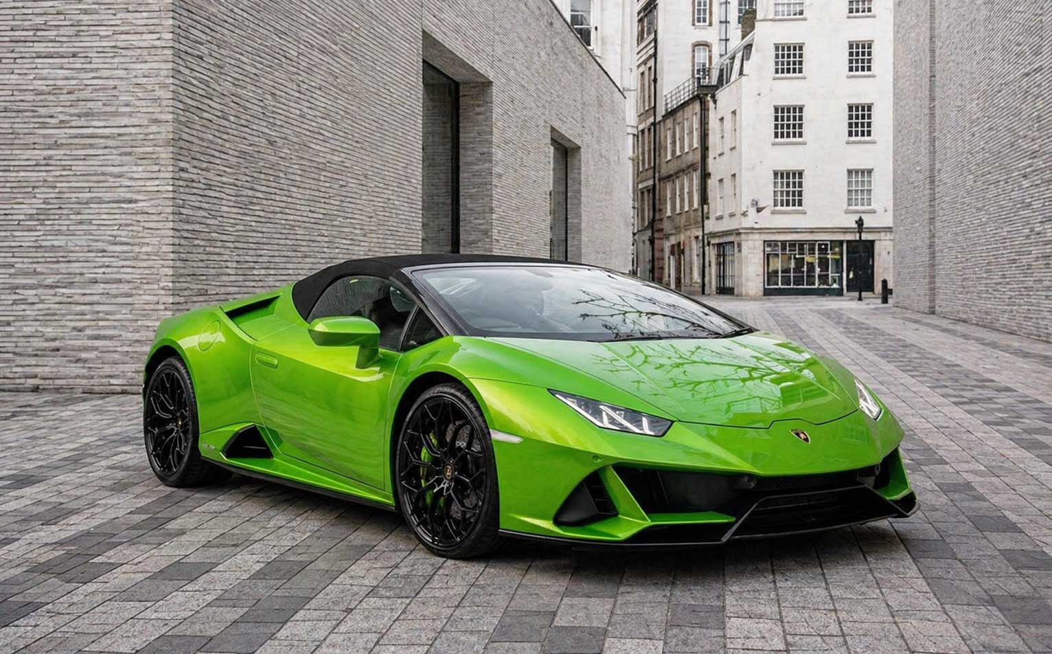 Lamborghini Huracan Evo Spyder Green