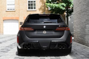BMW - Image 2