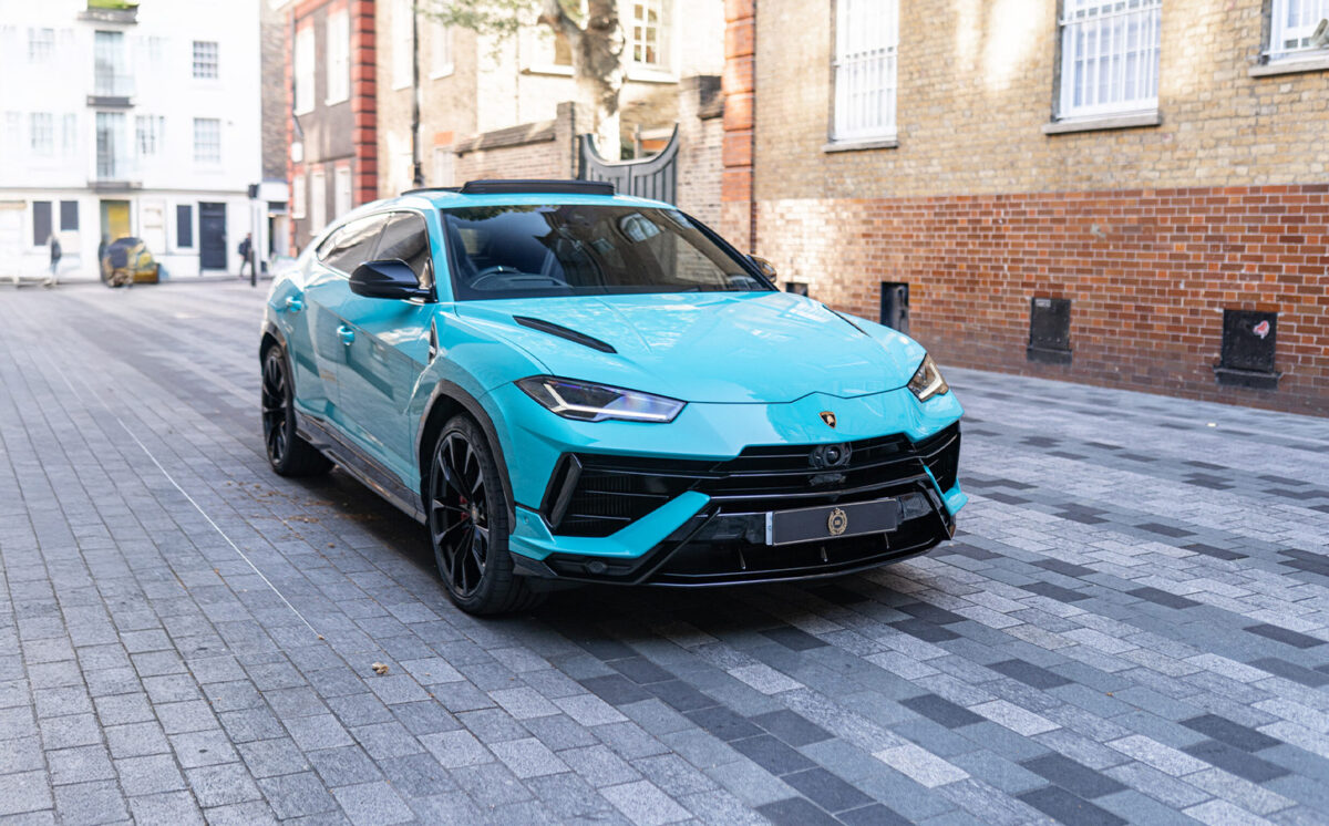 Lamborghini - Image 2