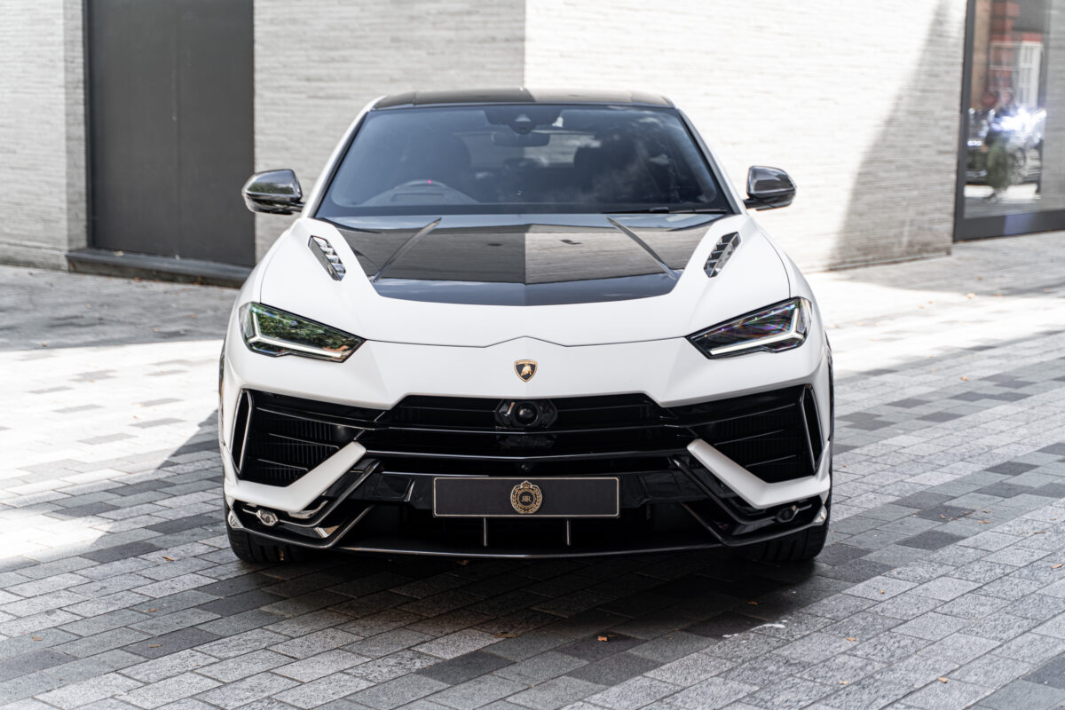 Lamborghini - Image 2
