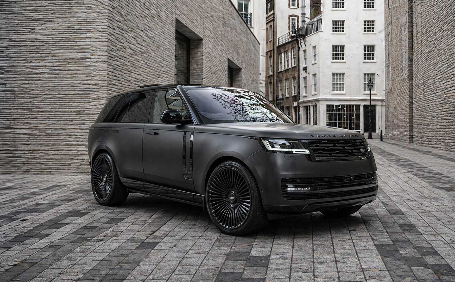Range Rover Autobiography Satin Black