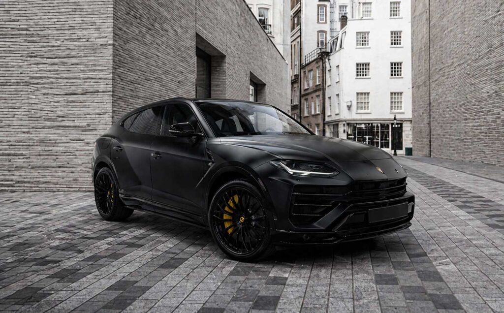Lamborghini Urus SE Satin Black