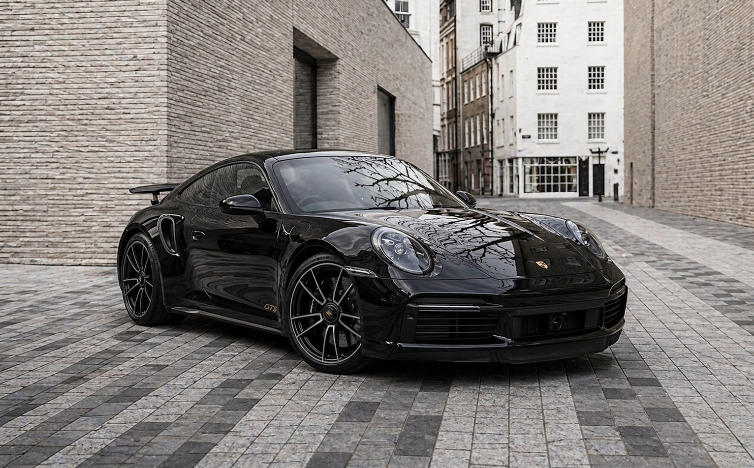 Porsche 911 911 Carrera 4 GTS